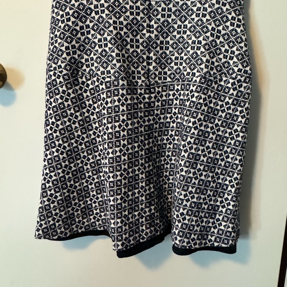 Tory Burch White and Blue Stencil Hourglass Summer Dress - Picture 9 of 10